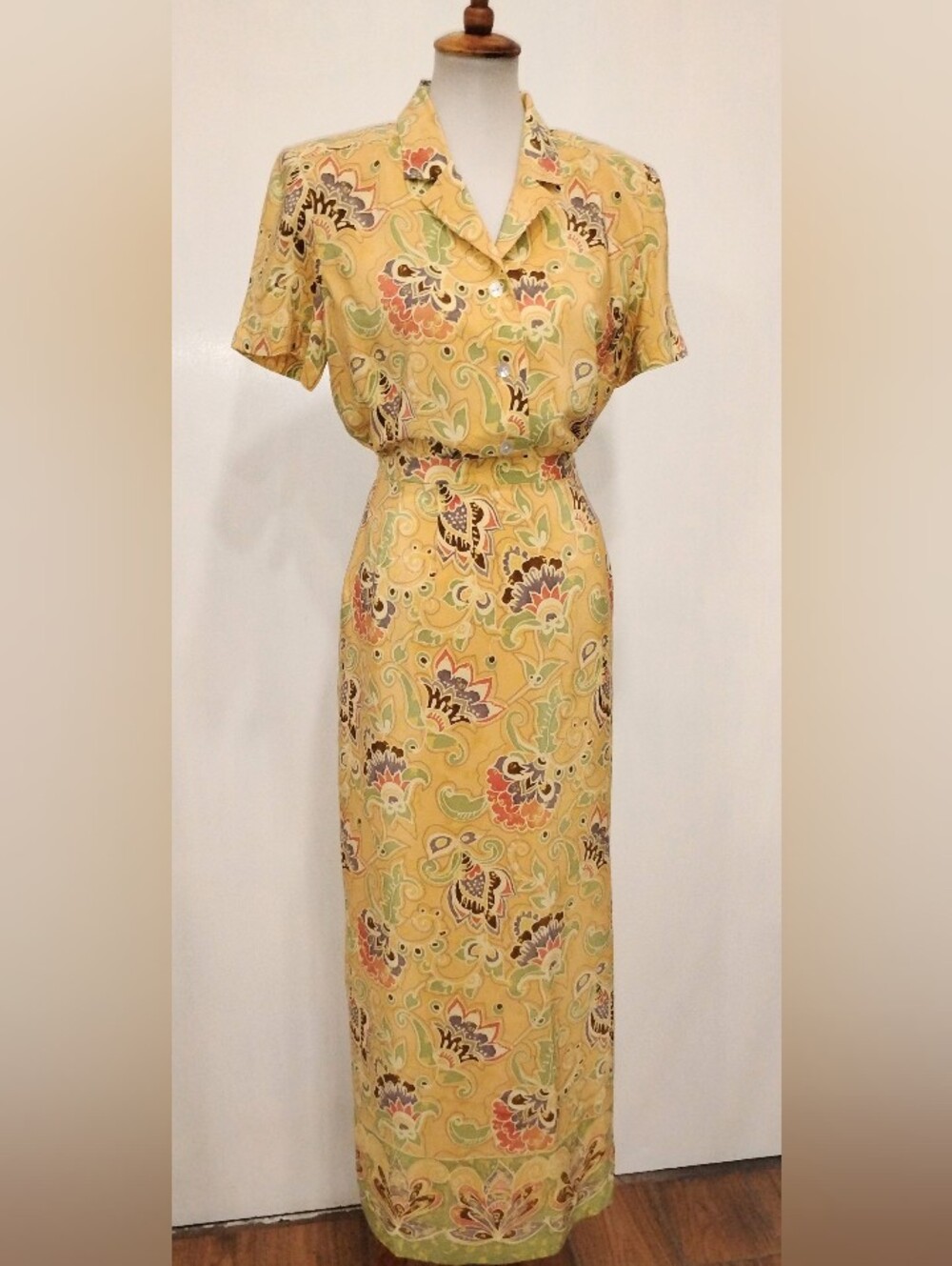 VINTAGE SILK MAGGIE LONDON ENSEMBLE